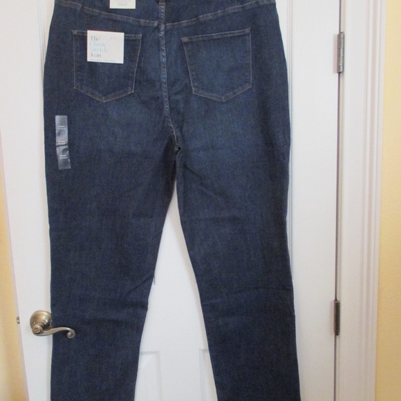 NWT - CROFT & BARROW Stretch jeans - sz 18 R - Picture 3 of 3